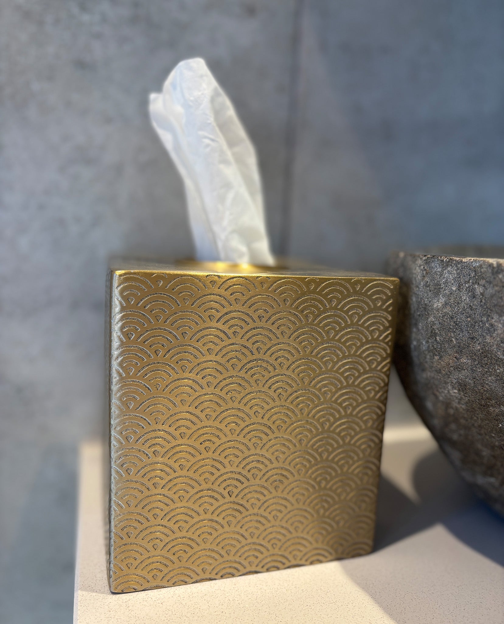 Scallop Etched Gold Finish Tissue Box